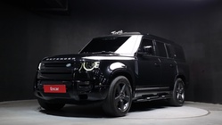 Land Rover Defender 2023