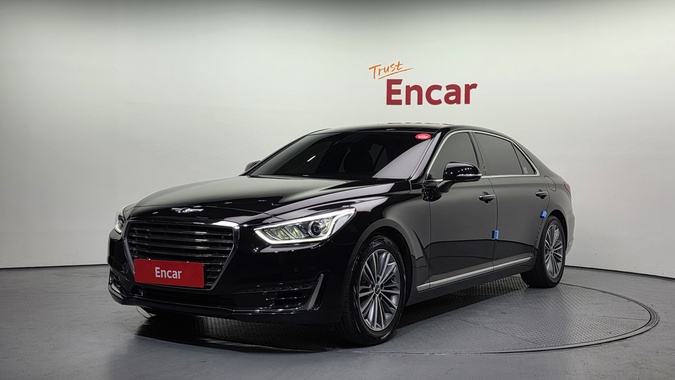 Genesis EQ900 2018