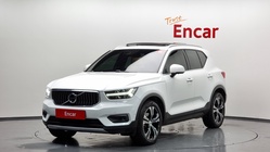 Volvo XC40 2021
