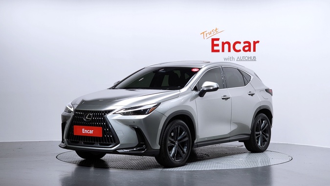 Lexus NX 2023