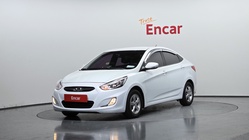 Hyundai Accent 2011