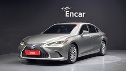 Lexus ES 2020