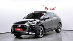 Audi Q8 2021