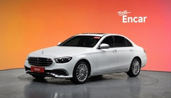 Mercedes-Benz E-Class 2022