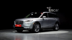 Lincoln Corsair 2021