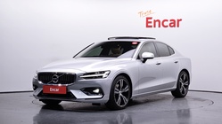 Volvo S60 2021