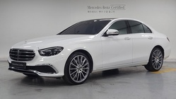 Mercedes-Benz E-Class 2022