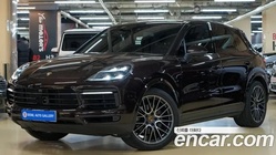 Porsche Cayenne 2021