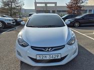 Hyundai Avante 2011