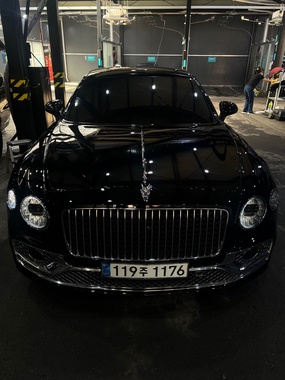 Bentley Flying Spur 2021