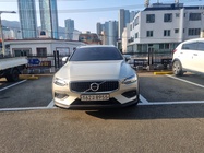 Volvo V60 2020