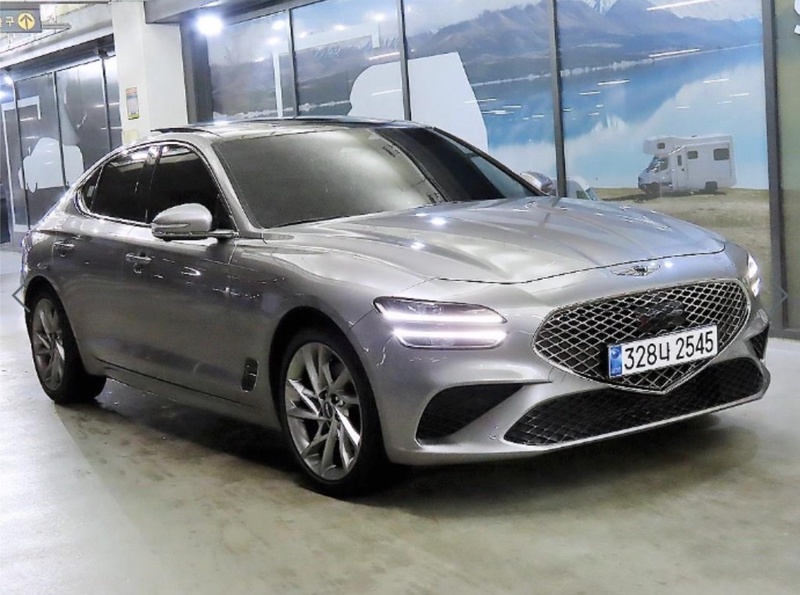 Genesis G70
