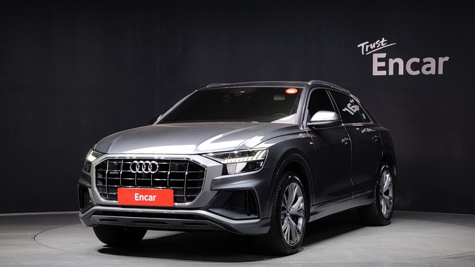 Audi Q8 2020