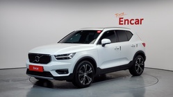 Volvo XC40 2021