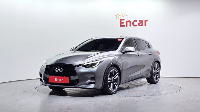 Infiniti Q30 2017