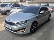 Kia K5 2011
