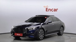 Mercedes-Benz E-Class 2025