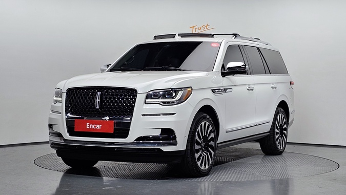 Lincoln Navigator 2023