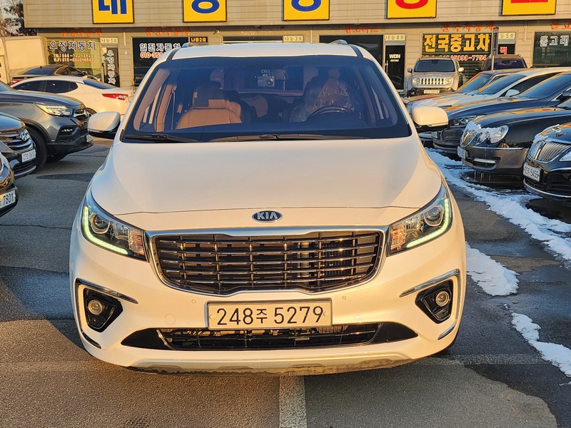 Kia Canival