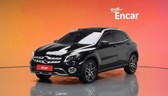 Mercedes-Benz GLA-Class 2019