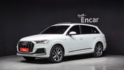 Audi Q7 2021