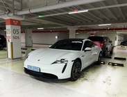 Porsche Taycan 2022