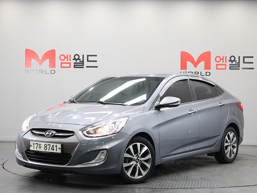 Hyundai Accent 2015