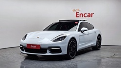 Porsche Panamera 2020