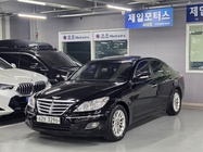 Hyundai Genesis 2010