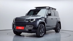 Land Rover Defender 2025