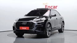 Audi Q8 2022