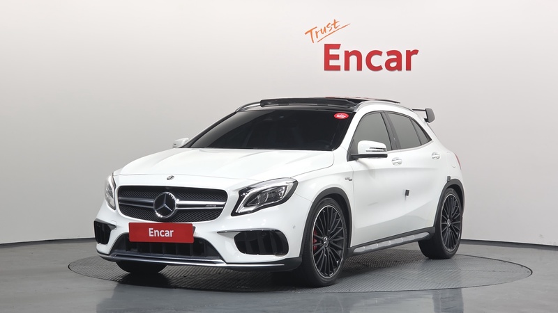 Mercedes-Benz GLA-Class