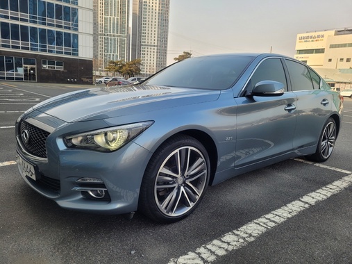 Infiniti Q50 2015