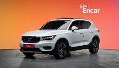 Volvo XC40 2021