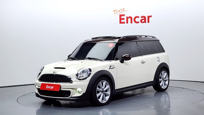 MINI Clubman 2012