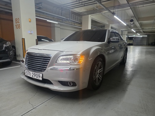 Chrysler 300C 2012