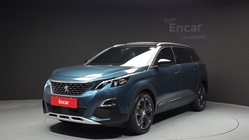 Peugeot 5008 2021