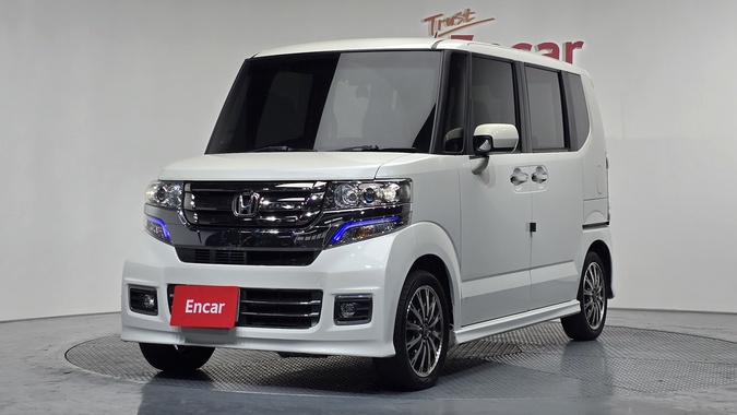 Honda N-BOX 2016