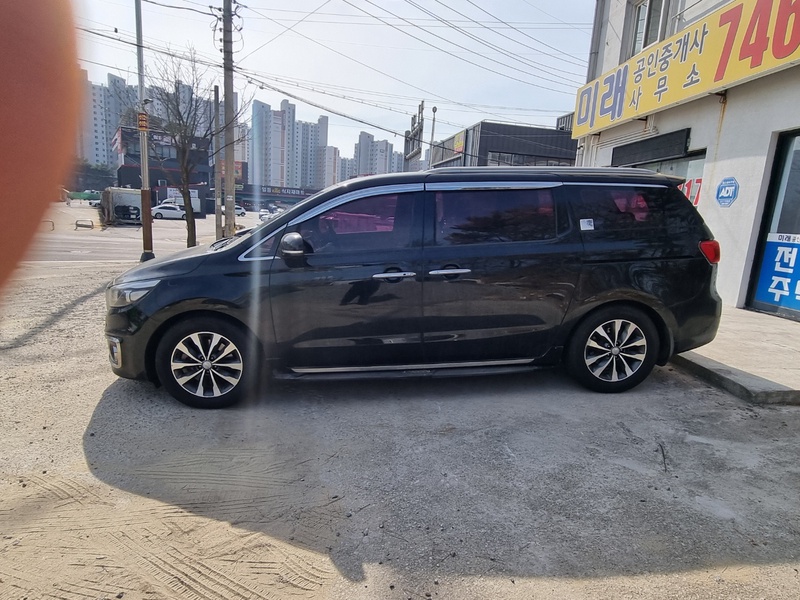 Kia Canival