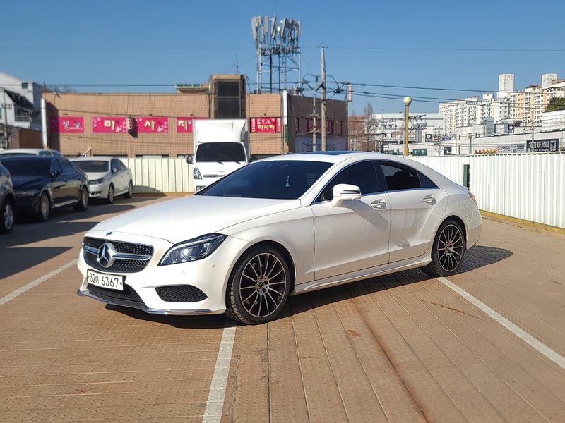 Mercedes-Benz CLS-Class