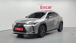 Lexus UX 2021