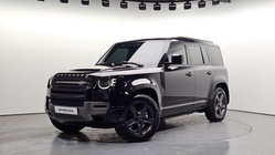 Land Rover Defender 2025