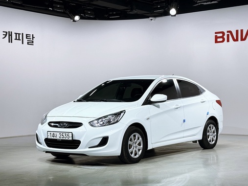 Hyundai Accent 2012
