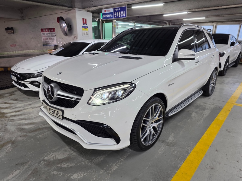 Mercedes-Benz GLE-Class