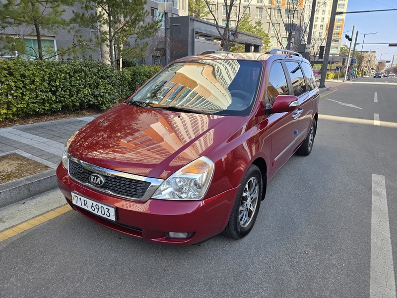 Kia Canival