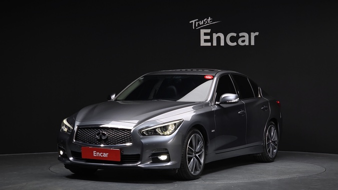 Infiniti Q50 2015