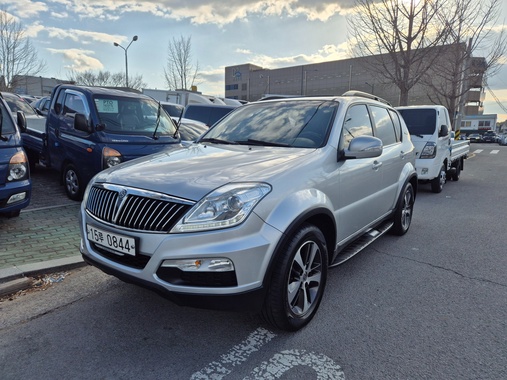Ssangyong Rexton 2015