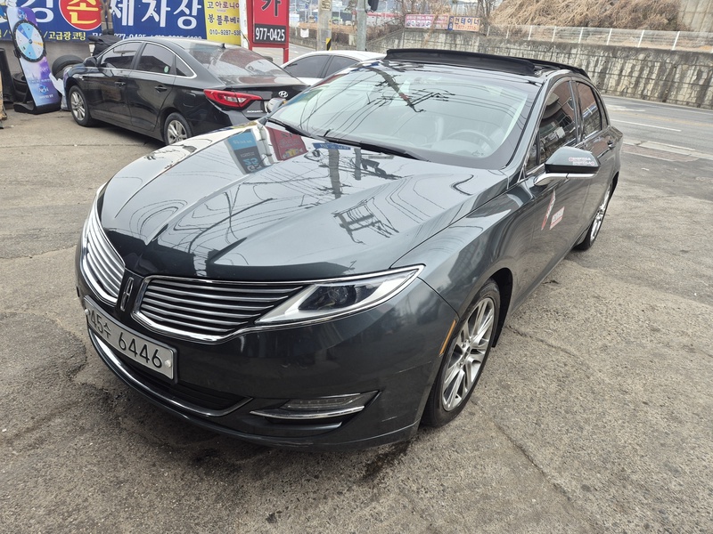 Lincoln MKZ