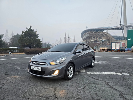 Hyundai Accent 2014