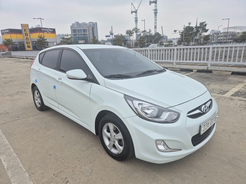 Hyundai Accent 2011